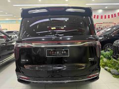 Hongqi HQ9 PHEV 2.0T four-wheel drive business version - фото 5