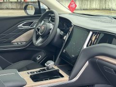 Hongqi HS7 2023 2.0T automatic four-wheel drive Qichang version, six seats - фото 8