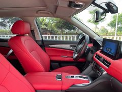 BMW 370TURBO 2WDLuxury Edition - фото 8