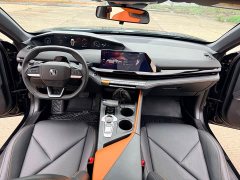 Changan UNI-V 1.5T premium - фото 14