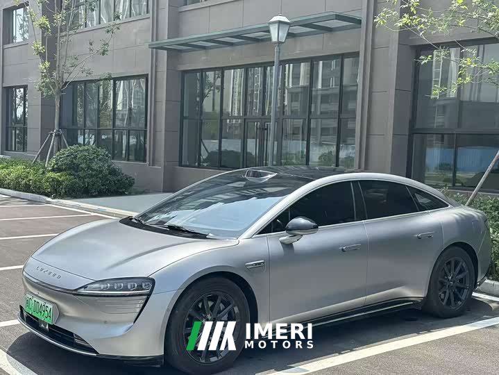 Luxeed Zhijie S7 Max - автомобиль из Китая