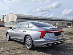 Hongqi H5 2.0T automatic smart connected flag version - фото 11