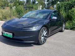 Tesla Model 3 rear-wheel drive version - фото 1