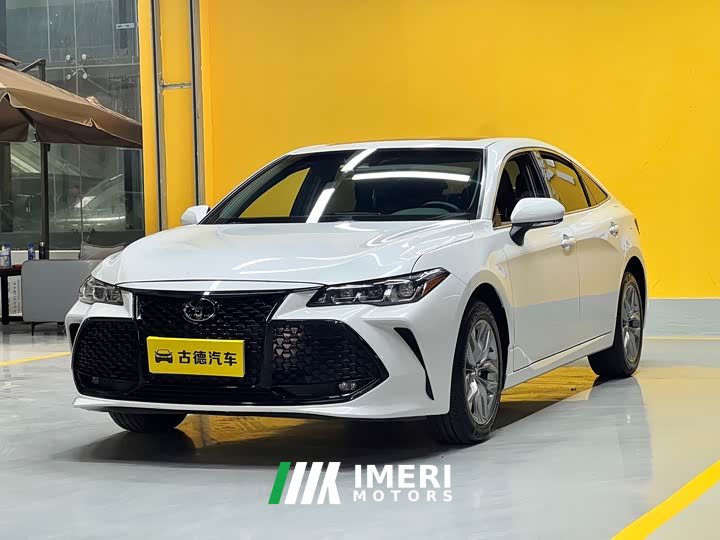 Toyota Asia Dragon 2019 2.0L Advanced Edition National VI - автомобиль из Китая
