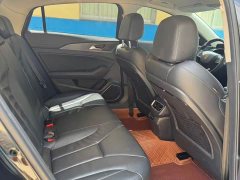 Hongqi H5 Classic 1.8T Automatic Intelligent Connected Flag Rhyme Edition - фото 6