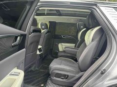 Hongqi E-HS9 460km flagship version six seats - фото 7