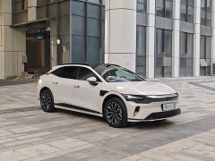 Zeekr 007GT four-wheel drive smart driving version 75kWh - фото 3