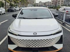 Changan UNI-V 2024 1.5T premium - фото 2
