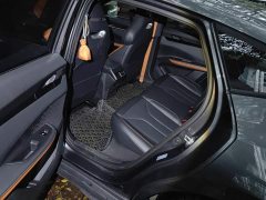 Changan UNI-V 1.5T premium - фото 11