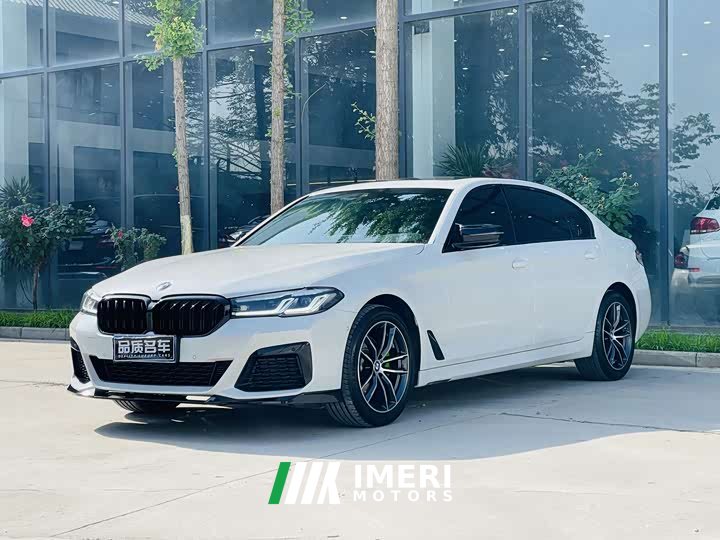 BMW 5 Series 2022 Facelift II 525Li M Sport Package - автомобиль из Китая