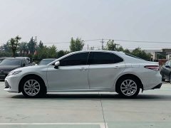 Toyota Camry 2.0GVP Leading Edition - фото 17