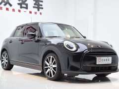 MINI 1.5T COOPER Artist Five-Door Edition - фото 3