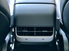 Tesla Model Y 2022 facelift rear-wheel drive version - фото 15