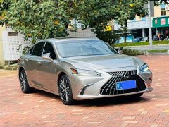 Lexus ES 2022 300h Premium Edition - фото 3