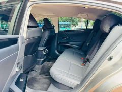 Lexus ES 2022 300h Premium Edition - фото 6