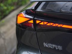 Changan UNI-V 1.5T exclusive - фото 11