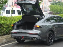 Changan UNI-V 1.5T exclusive - фото 12