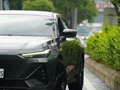 Changan UNI-V 1.5T exclusive - фото 3