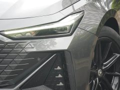 Changan UNI-V 1.5T exclusive - фото 4