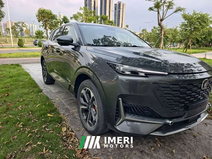 Changan UNI-K 2.0T two-wheel drive enjoyment - автомобиль из Китая