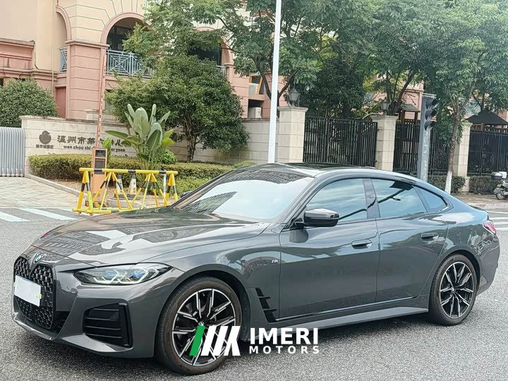 BMW 4 Series 425i Gran Coupe M Sports Package - автомобиль из Китая
