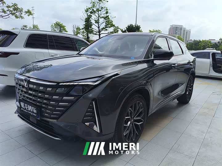 Changan UNI-Z 2025 1.5T premium - автомобиль из Китая