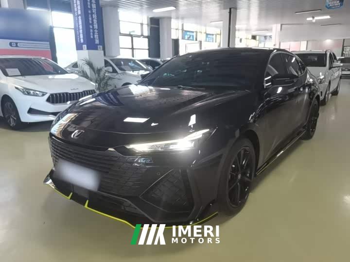 Changan UNI-V 2022 2.0T Speed Edition - автомобиль из Китая