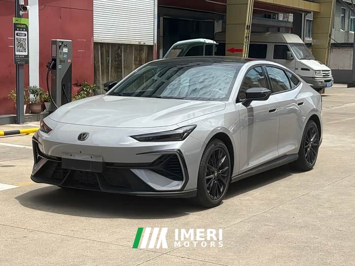 Changan UNI-V 1.5T 500Bar Premium Type - автомобиль из Китая