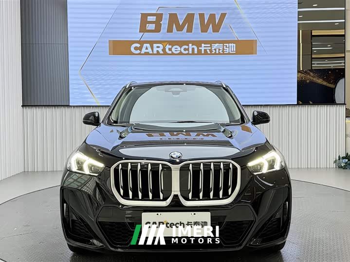 BMW X1 sDrive25Li M Sports Package - автомобиль из Китая