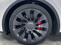 Tesla Model Y 2021 Performance high-performance all-wheel drive version - фото 4