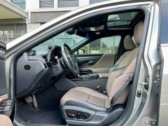 Lexus ES 300h Premium Edition - фото 8