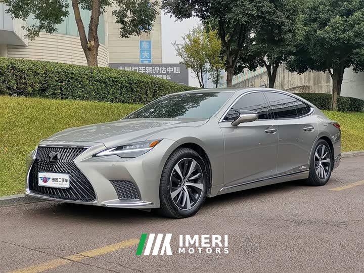 Lexus LS 500h Excellence Edition