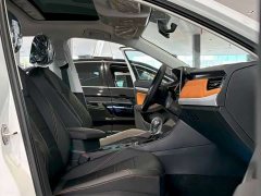 Volkswagen Bora 200TSI DSG Yue Xing Navigation Edition - фото 7