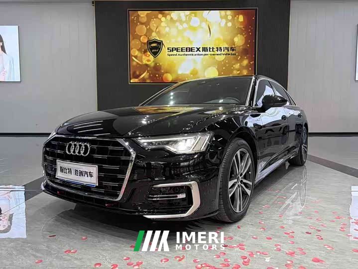 Audi A6L 2023 40 TFSI luxury and dynamic - автомобиль из Китая