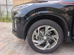 Hongqi HS3 PHEV 125km, 2 million units commemorative edition - фото 19