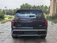 Hongqi HS3 PHEV 125km, 2 million units commemorative edition - фото 9