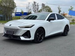 Changan UNI-V 1.5T high-energy version - фото 1