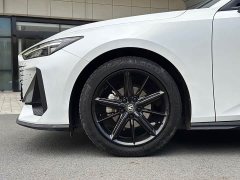 Changan UNI-V 1.5T high-energy version - фото 11