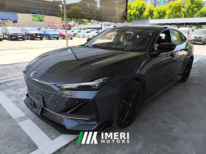 Changan UNI-V 2022 1.5T sports version