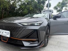 Changan UNI-V 1.5T sports version - фото 15