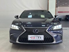 Lexus ES 2020 300h Premium Edition - фото 2