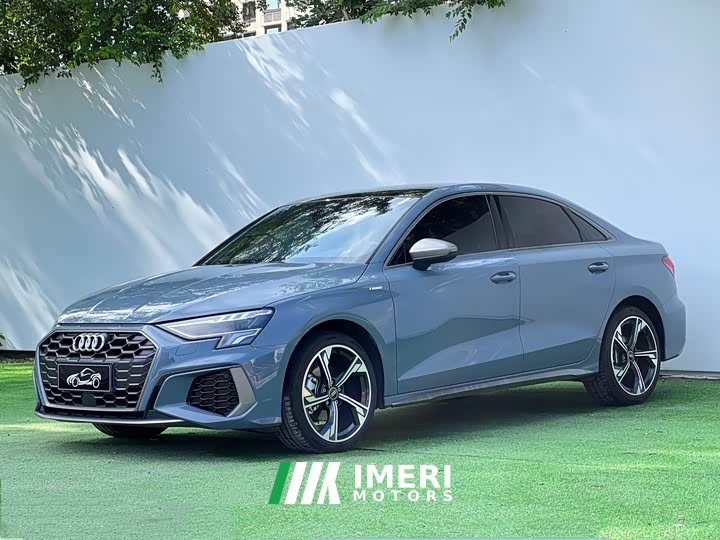 Audi A3 A3L Limousine 35 TFSI RS Kit Burning Speed Type - автомобиль из Китая