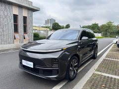 Li Auto Ideal L8 Pro - фото 1