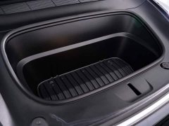 Tesla Model Y rear-wheel drive version - фото 12