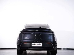 Tesla Model Y rear-wheel drive version - фото 6