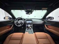 Jaguar XEL 2.0T 250PS R-DYNAMIC S aggressive sports version - фото 10