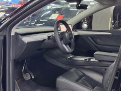Tesla Model Y long-range all-wheel drive version - фото 4