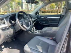 Toyota Highlander 2.0T two-wheel drive luxury version 7 seats - фото 12