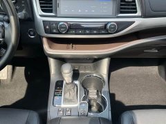 Toyota Highlander 2.0T two-wheel drive luxury version 7 seats - фото 16