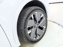 Li Auto Ideal L7 Max smart refresh version - фото 6
